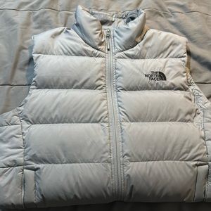 Gray north face vest - size M